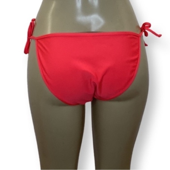 Tuti Swimwear Size Large Red Side Ties Bikini Bottom Made in Brazil New No Tags - Picture 4 of 8